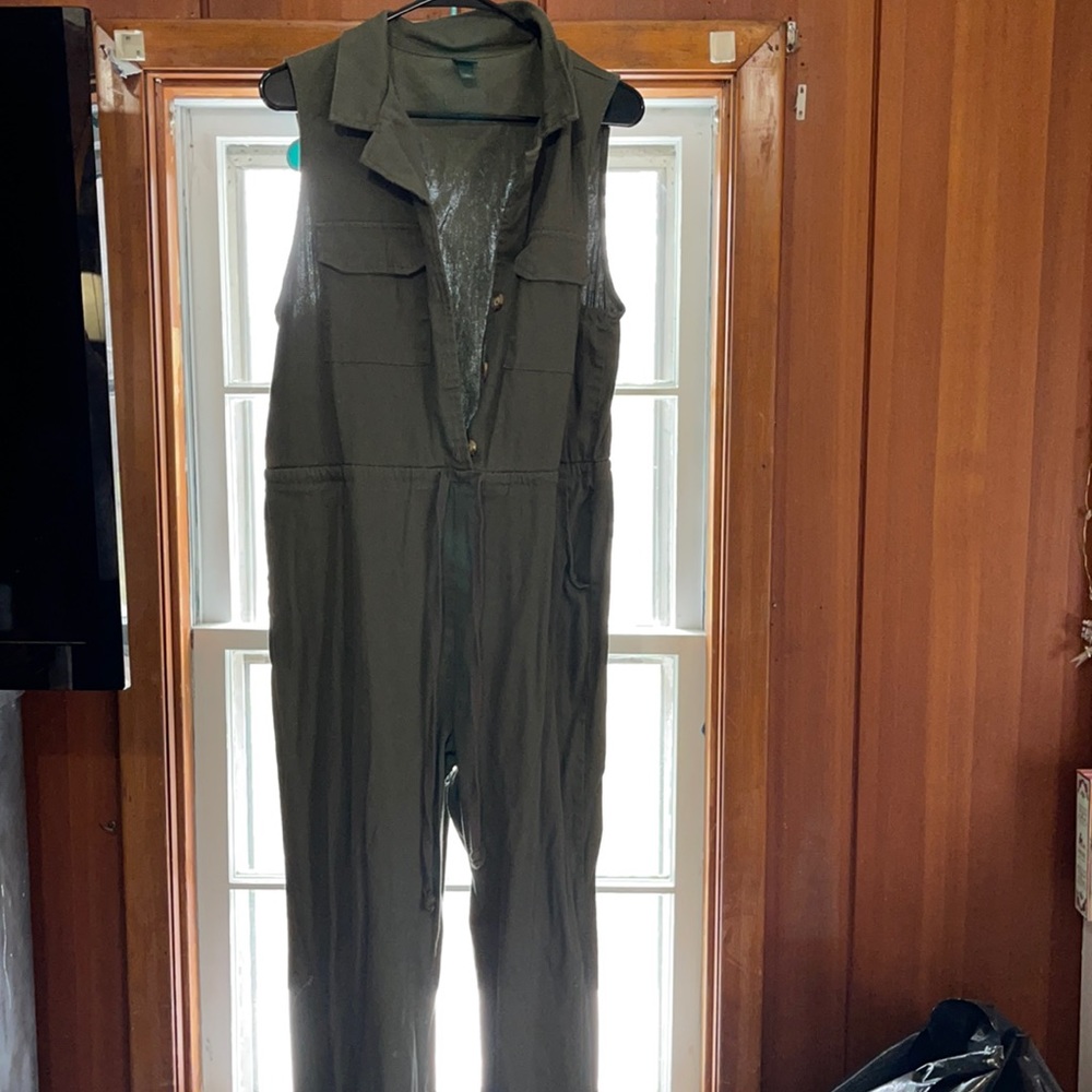 Green romper